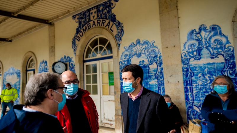 Deslocação no comboio que liga o Bombarral às Caldas da Rainha