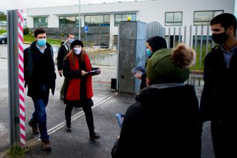 Contacto com os trabalhadores da recolha de resíduos sólidos dos SMAS de Sintra