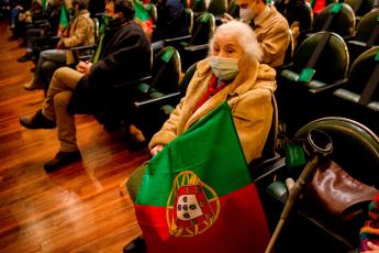 Comício, Porto