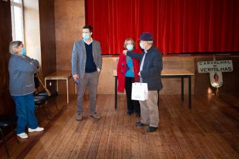 Contacto com a população da Aldeia de Vermilhas