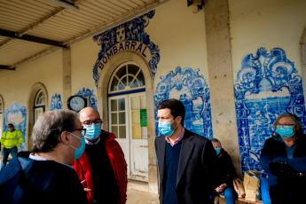 Deslocação no comboio que liga o Bombarral às Caldas da Rainha