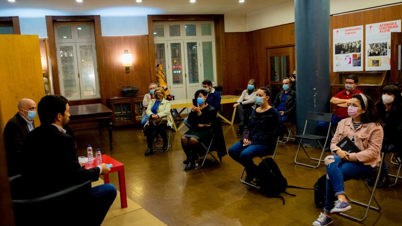 Encontro com Assistentes Sociais, Associação de Jornalistas e Homens de Letras do Porto