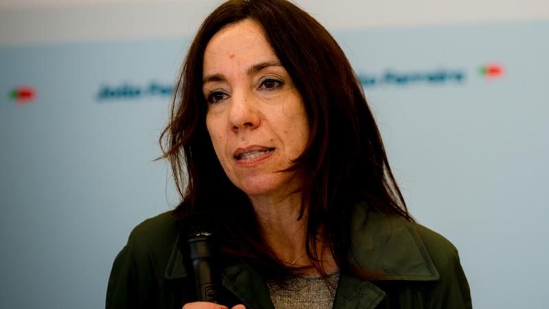 Sessão de entrega da lista de apoiantes membros de ORT do sector dos transportes e comunicações