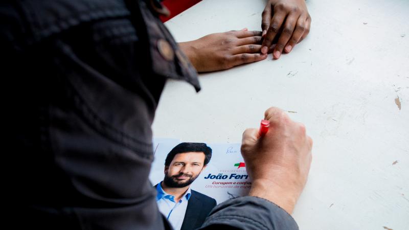 Visita e encontro na Associação Moinho da Juventude, Cova da Moura, Amadora