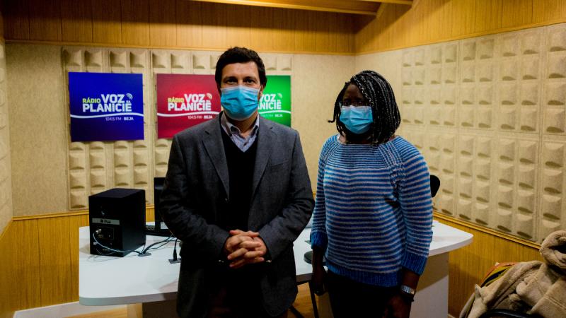 Entrevista à Rádio Voz da Planície