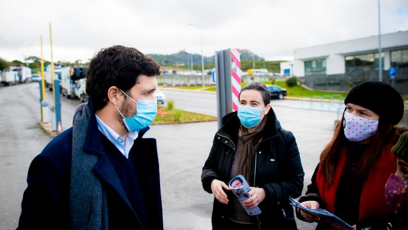Contacto com os trabalhadores da recolha de resíduos sólidos dos SMAS de Sintra