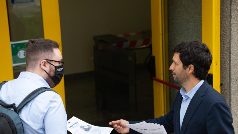 Contacto com trabalhadores Call Center da Fidelidade, Évora