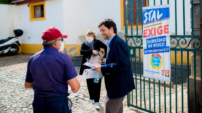Contacto com trabalhadores da Divisão de Higiene e Limpeza da Câmara Municipal de Évora
