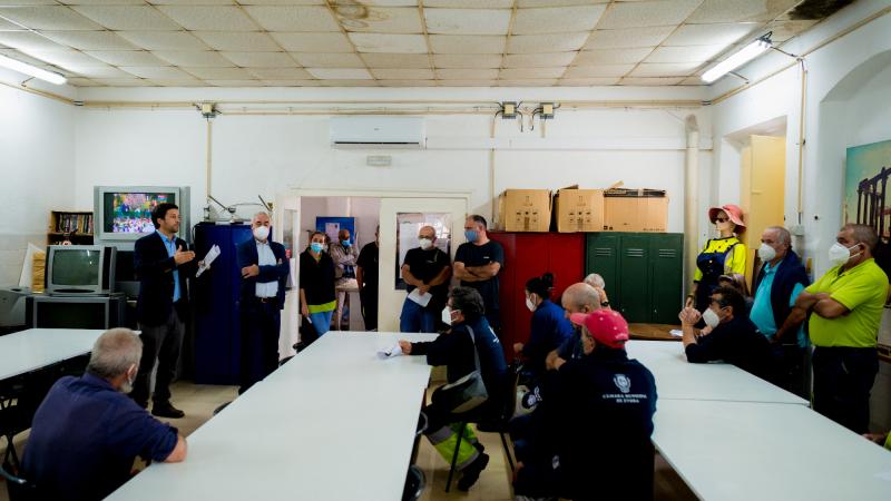 Contacto com trabalhadores da Divisão de Higiene e Limpeza da Câmara Municipal de Évora