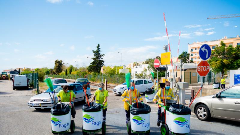 Contacto com os trabalhadores da FAGAR, empresa municipal de águas e resíduos de Faro, Horta da Areia