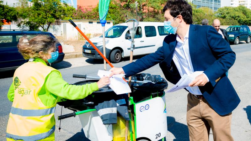 Contacto com os trabalhadores da FAGAR, empresa municipal de águas e resíduos de Faro, Horta da Areia