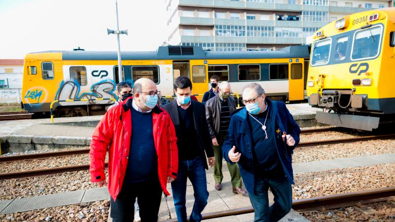 Deslocação no comboio que liga o Bombarral às Caldas da Rainha