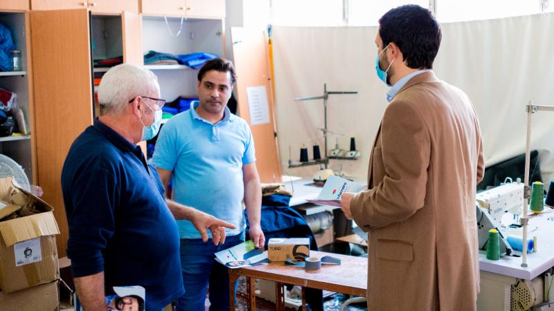 Contacto com comerciantes em Alcácer do Sal