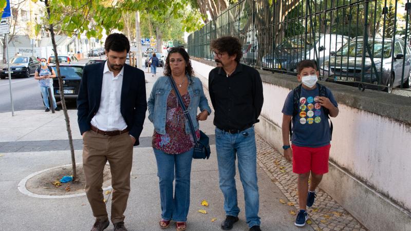 Regresso ao ensino presencial. Ouvir as famílias