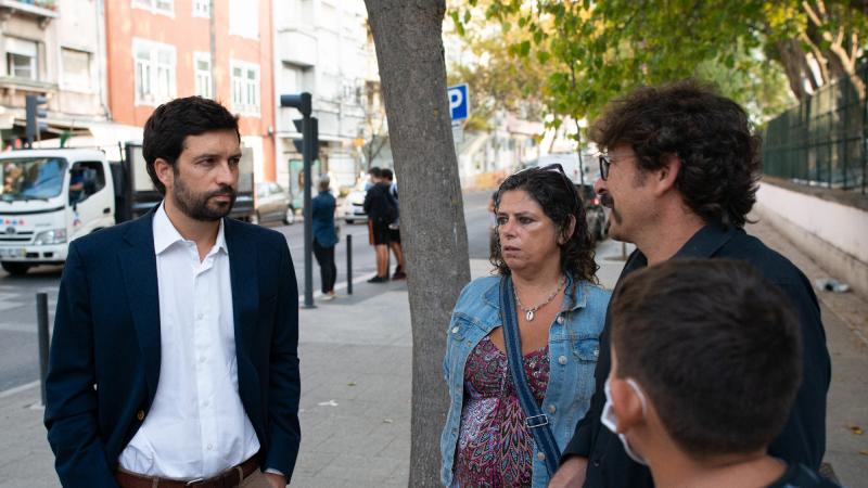 Regresso ao ensino presencial. Ouvir as famílias